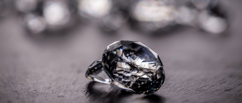 Do Lab Diamonds Sparkle Differently Than Natural Diamonds 02