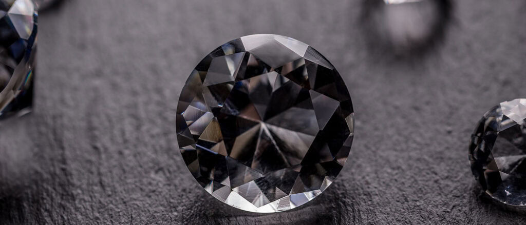 Lab Diamond vs Moissanite 01