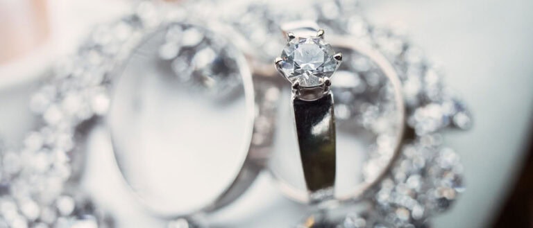 Lab-Grown vs Natural Diamonds: Which One Actually Holds Value (And Should You Care)?